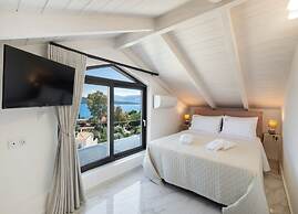 Endless Blue Maisonette