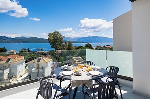 Endless Blue Maisonette