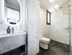 Endless Blue Maisonette