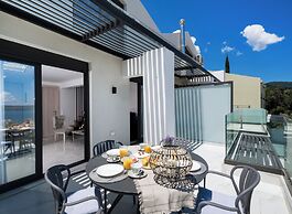 Endless Blue Maisonette