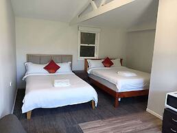 2 double and 1 sofa beds chalet 7C