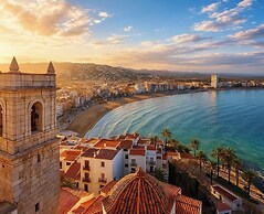 Coastal Escape with Sea View & Terrace