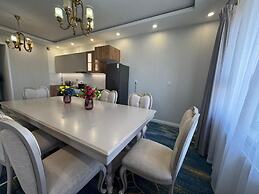 Capital Tower - Apartments and Services