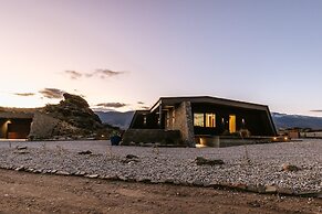 The Boulders Retreat - Luxury Lake Views