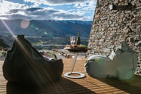 The Boulders Retreat - Luxury Lake Views