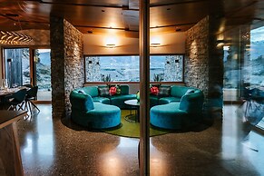 The Boulders Retreat - Luxury Lake Views