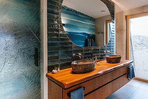 The Boulders Retreat - Luxury Lake Views