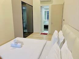 Star KLCC By Moonlight