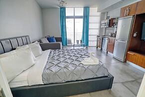 Private Apartment at the Congress