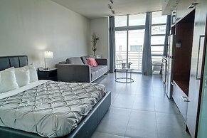 Private Apartment at the Congress