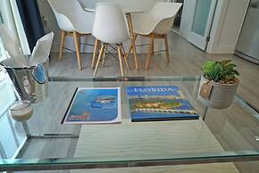 Private Apartment at the Congress