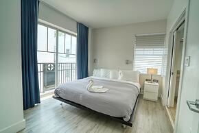 Private Apartment at the Congress