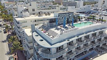 Private Apartment at the Congress