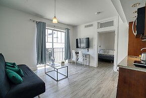 Private Apartment at the Congress