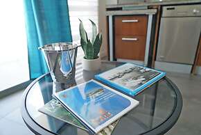 Private Apartment at the Congress