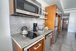 Private Apartment at the Congress