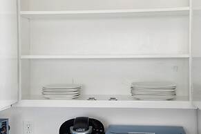 Charming 2BR Coastal Getaway in Pacifica