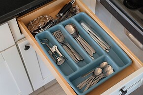 Charming 2BR Coastal Getaway in Pacifica