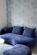 Nishikujo Maison Le Bleu Chigusa