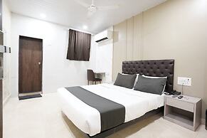 U LIFE HOTEL