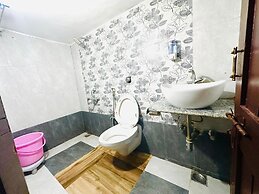 Hotel SSR Palace Mount Abu
