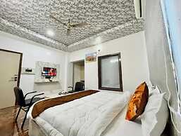 Hotel SSR Palace Mount Abu