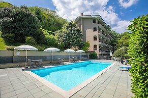 Mon Reve Lake View Pool, Stresa