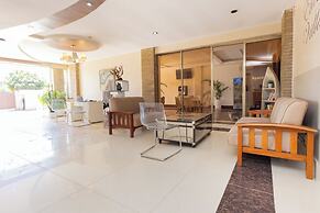 Eldon Suites & Apartment Hotel