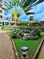 Eldon Suites & Apartment Hotel