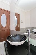 Eldon Suites & Apartment Hotel