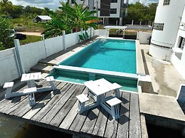 Sea & Garden View 2-bed Studio w Pool &deck, 1stfl