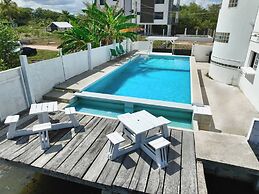Sea & Pool View 2BR Waterside Apt w Balcony & Pool