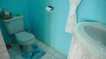 Sea & Pool View 2BR Waterside Apt w Balcony & Pool