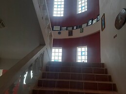 Sea & Pool View 2BR Waterside Apt w Balcony & Pool