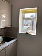 Private Flat in Wrose, Shipley, Bradford