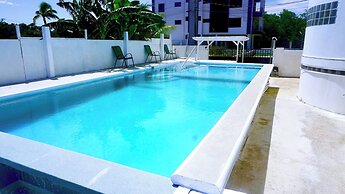 Seaview Deluxe Studio w Kitchenette, Balcony &pool