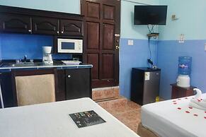 Seaview Deluxe Studio w Kitchenette, Balcony &pool