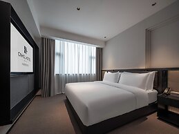 CNHOL RADIENT HOTEL