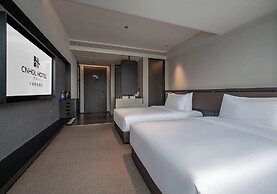 CNHOL RADIENT HOTEL