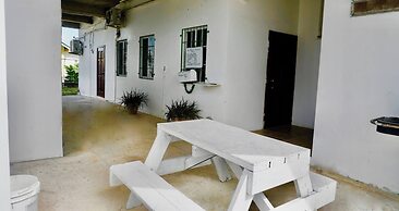 Seaview Studio w Balcony & Pool Near Air