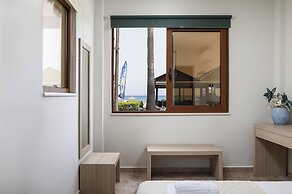 La Palma Beachfront Suites