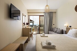 La Palma Beachfront Suites