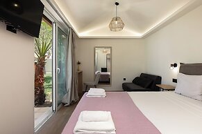 La Palma Beachfront Suites