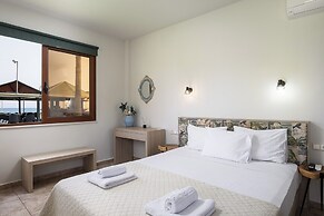 La Palma Beachfront Suites