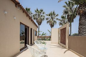 La Palma Beachfront Suites