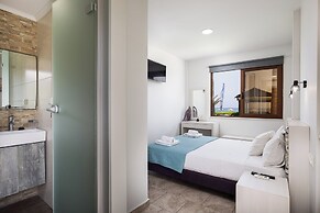 La Palma Beachfront Suites