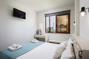 La Palma Beachfront Suites