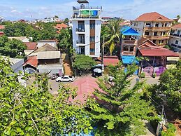 Damnak Riverside Villa