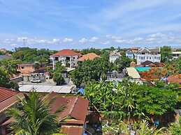 Damnak Riverside Villa