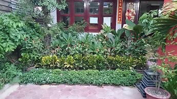 Damnak Riverside Villa